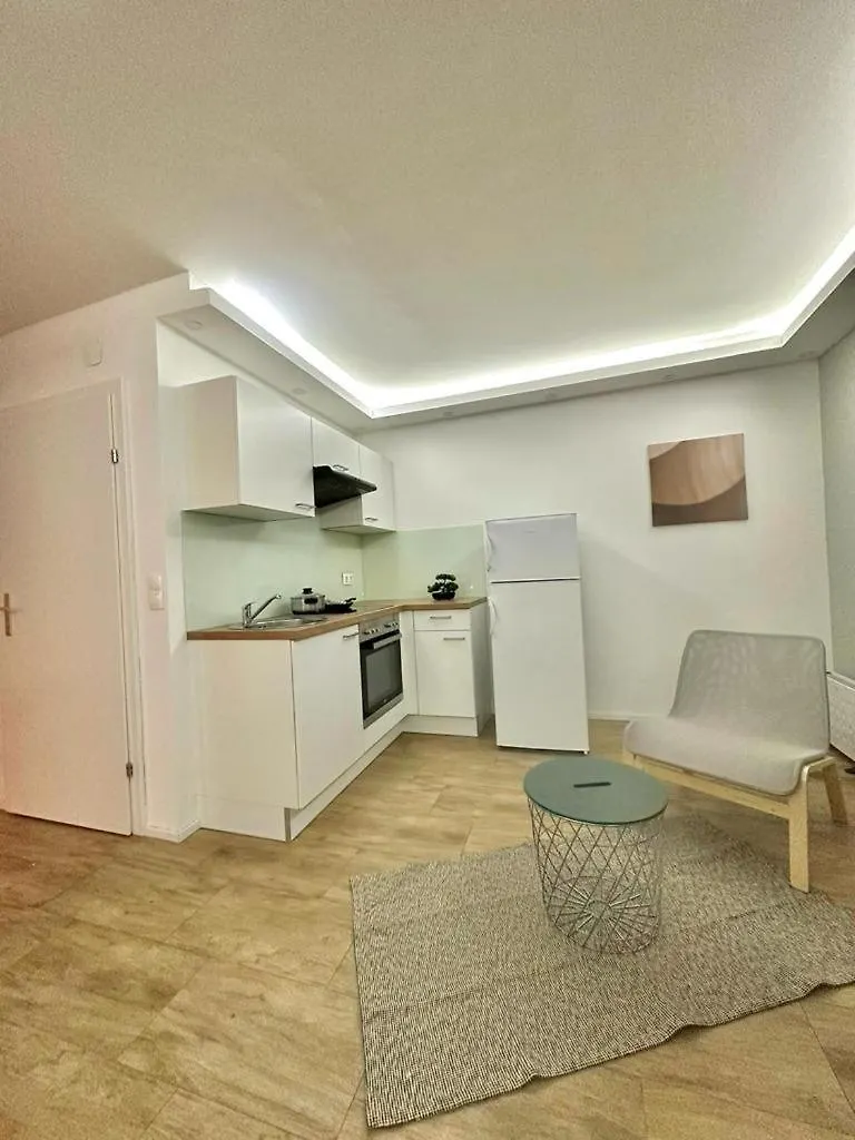 Ar Living Vienna Klosterneuburger Studios 0*,